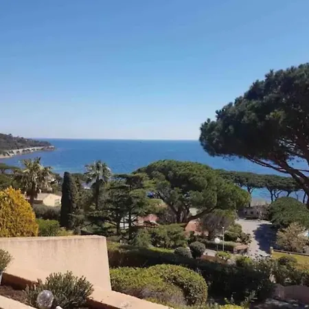 Apartment Magnifique Vue Mer, La Madrague.